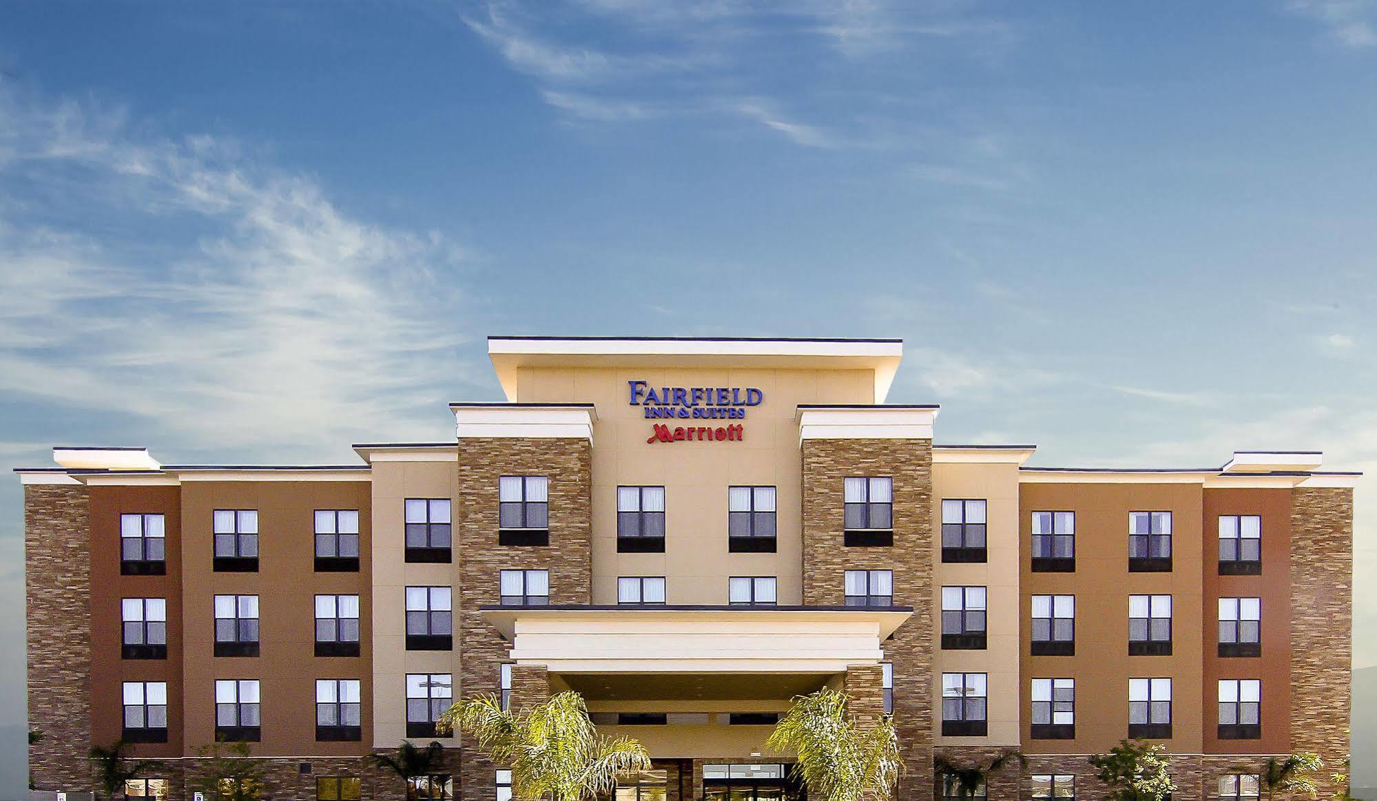 Fairfield Inn & Suites By Marriott Аламогордо Екстериор снимка